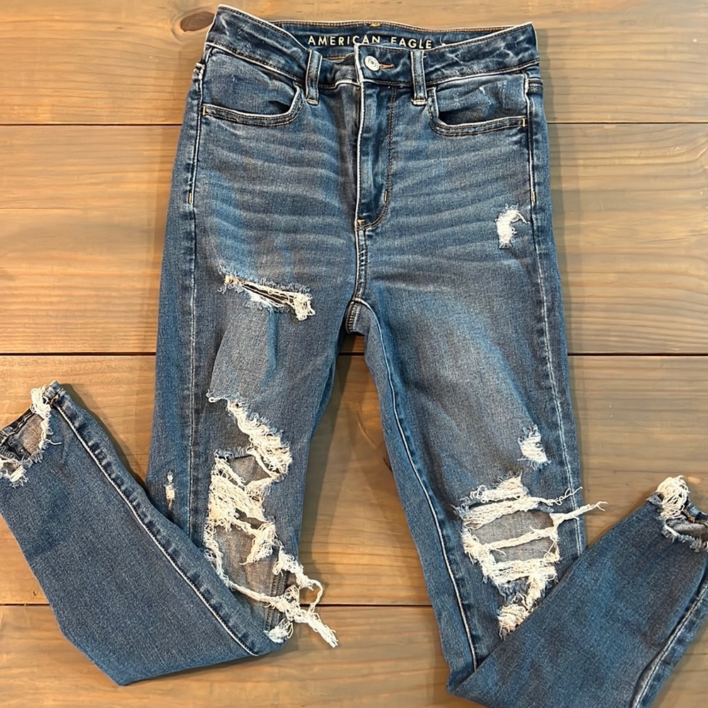 Cute American Eagle skinny jeans sz 2